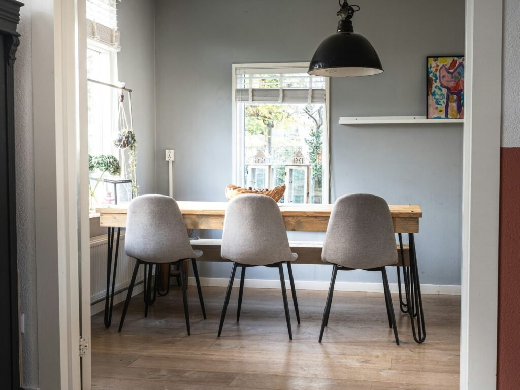 black and white dining table and chairs